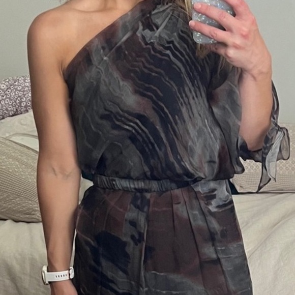 Black Halo Silk abstract one shoulder Asymmetrical Dress cut out sleeve 4 - Picture 2 of 5